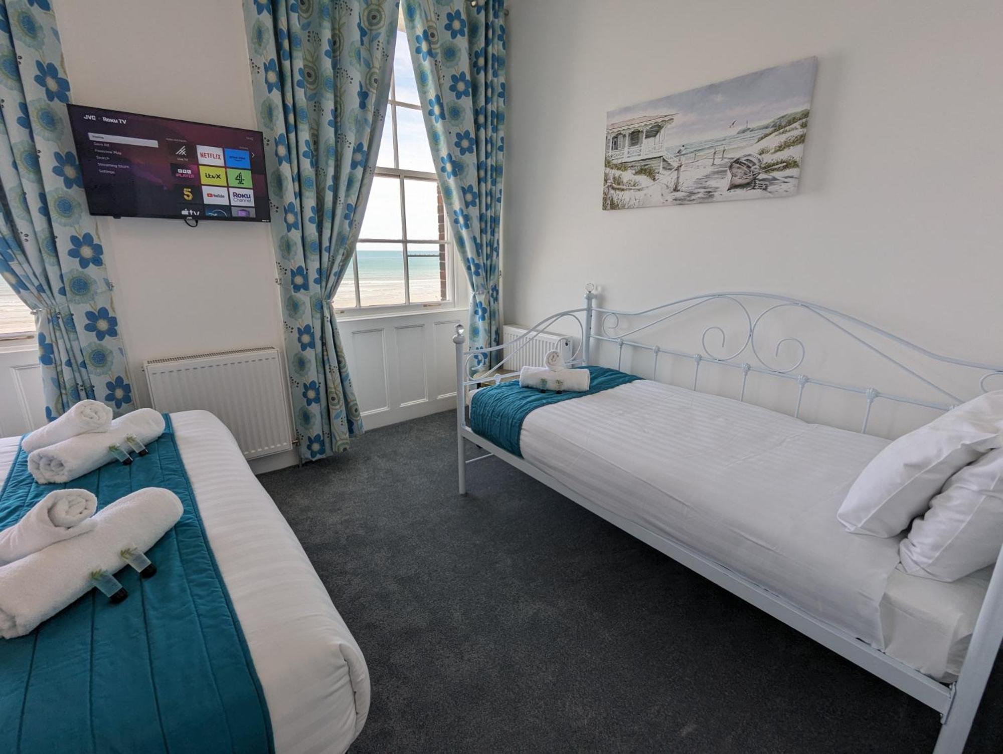 Acqua Beach Weymouth Exterior foto
